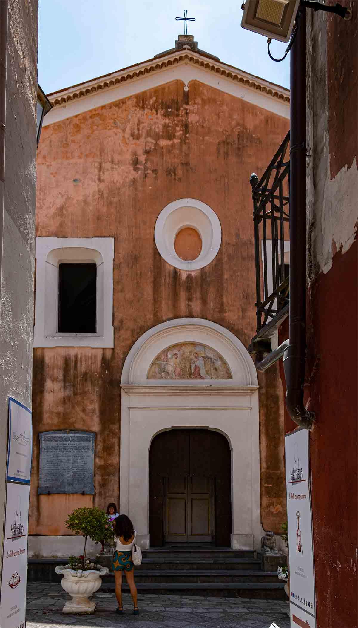 What to See in Maratea: Christ the Redeemer, the Village, the Monuments, and the Beaches of the Pearl of the Tyrrhenian Sea